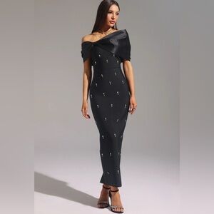 Bella Barnett Palez Sleeveless One Shoulder Diamond Bow Bandage Maxi Dress- XL